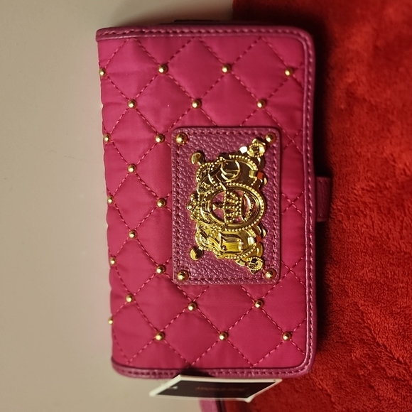 NWT. Juicy Couture Tech Wristlet, Wallet and IPhone  Holder. - Picture 2 of 16